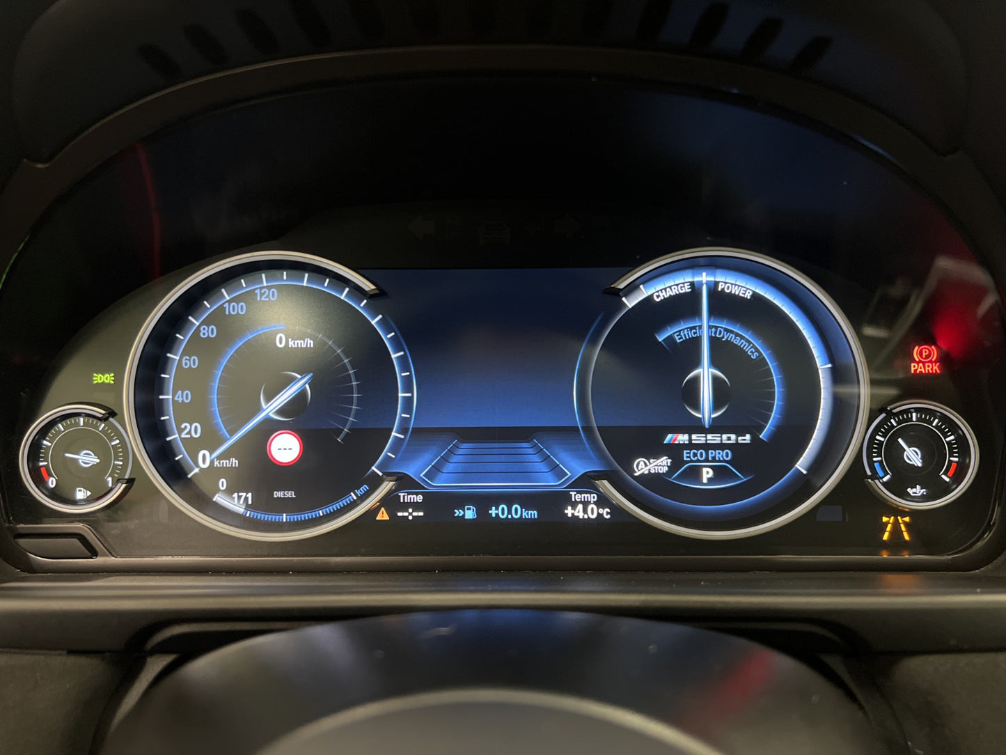 BMW M550d xDrive 381hk  Pano H/K Softclose HUD DAP Drag Navi