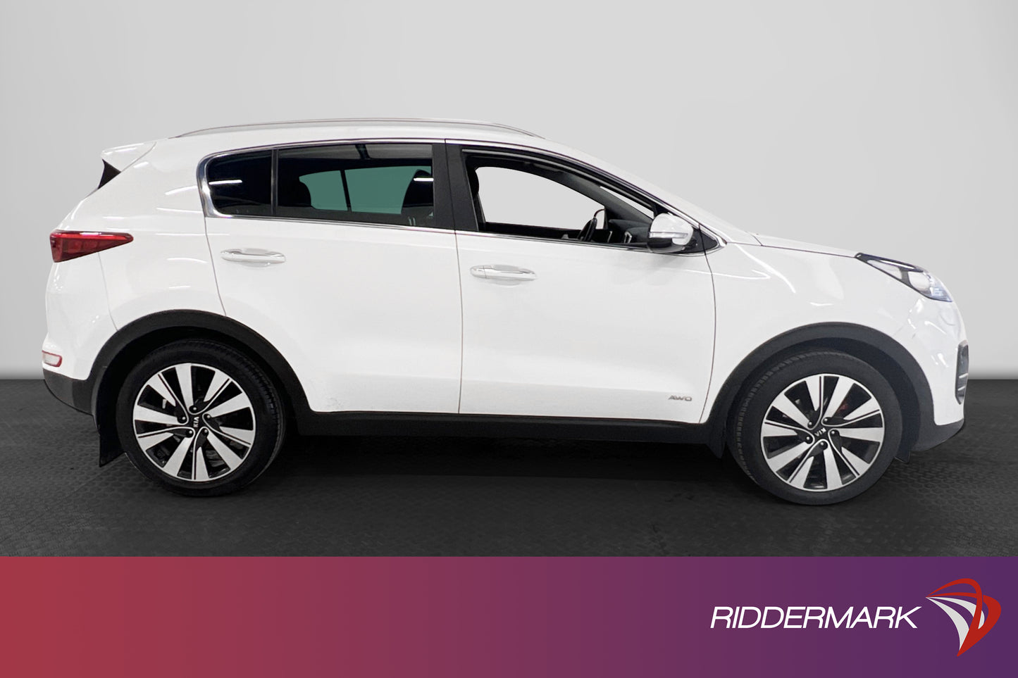 Kia Sportage 2.0 CRDi AWD 184hk Drag Kamera Välserv Rattvärm