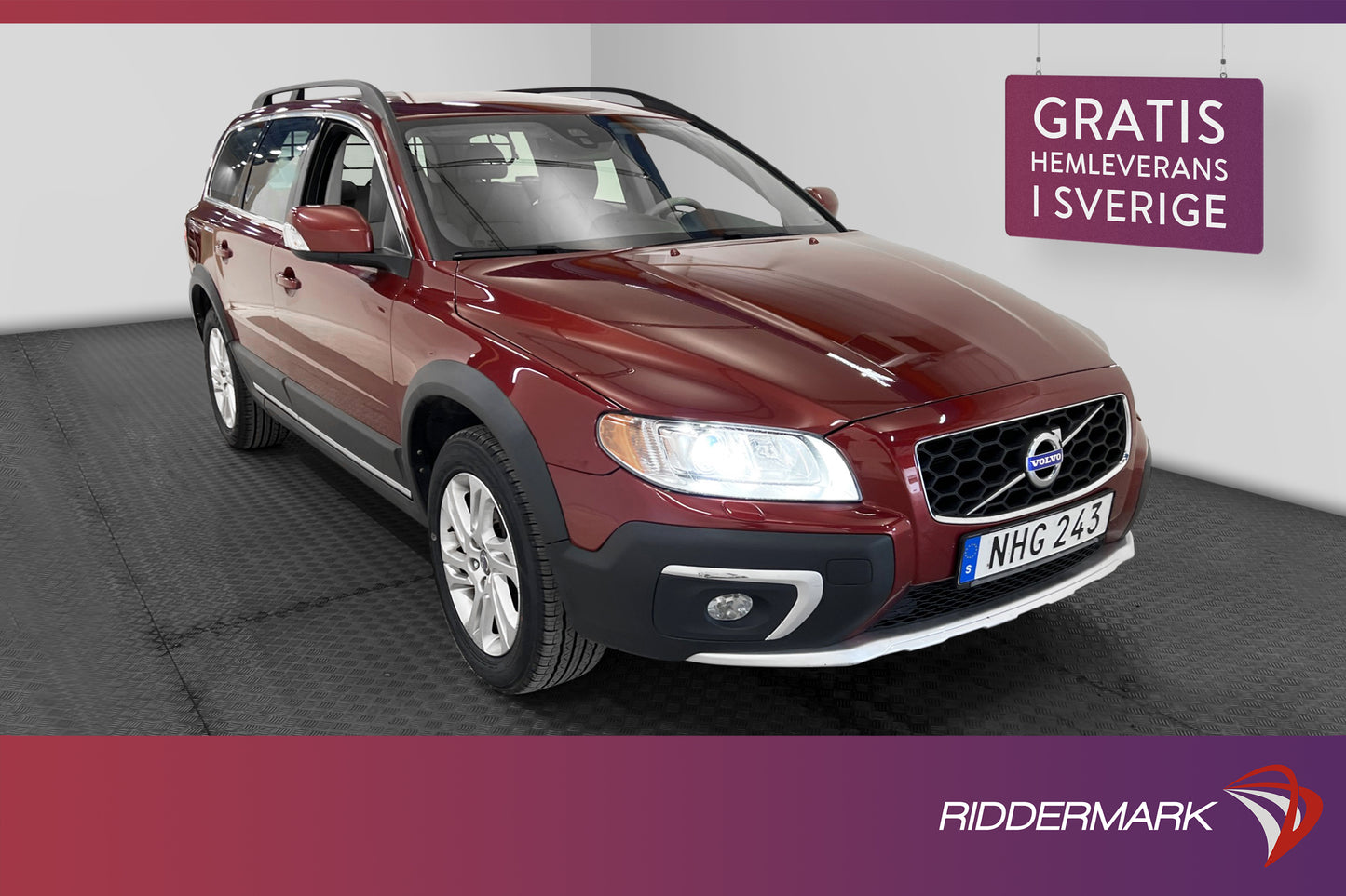 Volvo XC70 D5 AWD 215hk Summum VOC Drag Värmare PDC Skinn