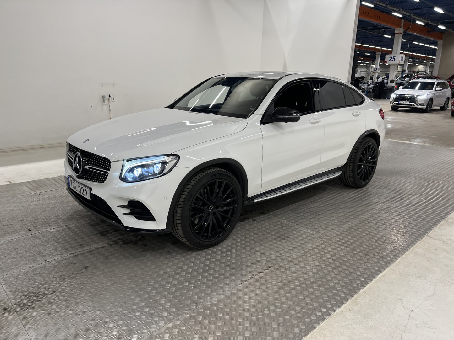 Mercedes-Benz GLC 220 d 4M Coupé AMG Taklucka Burm Värm Drag