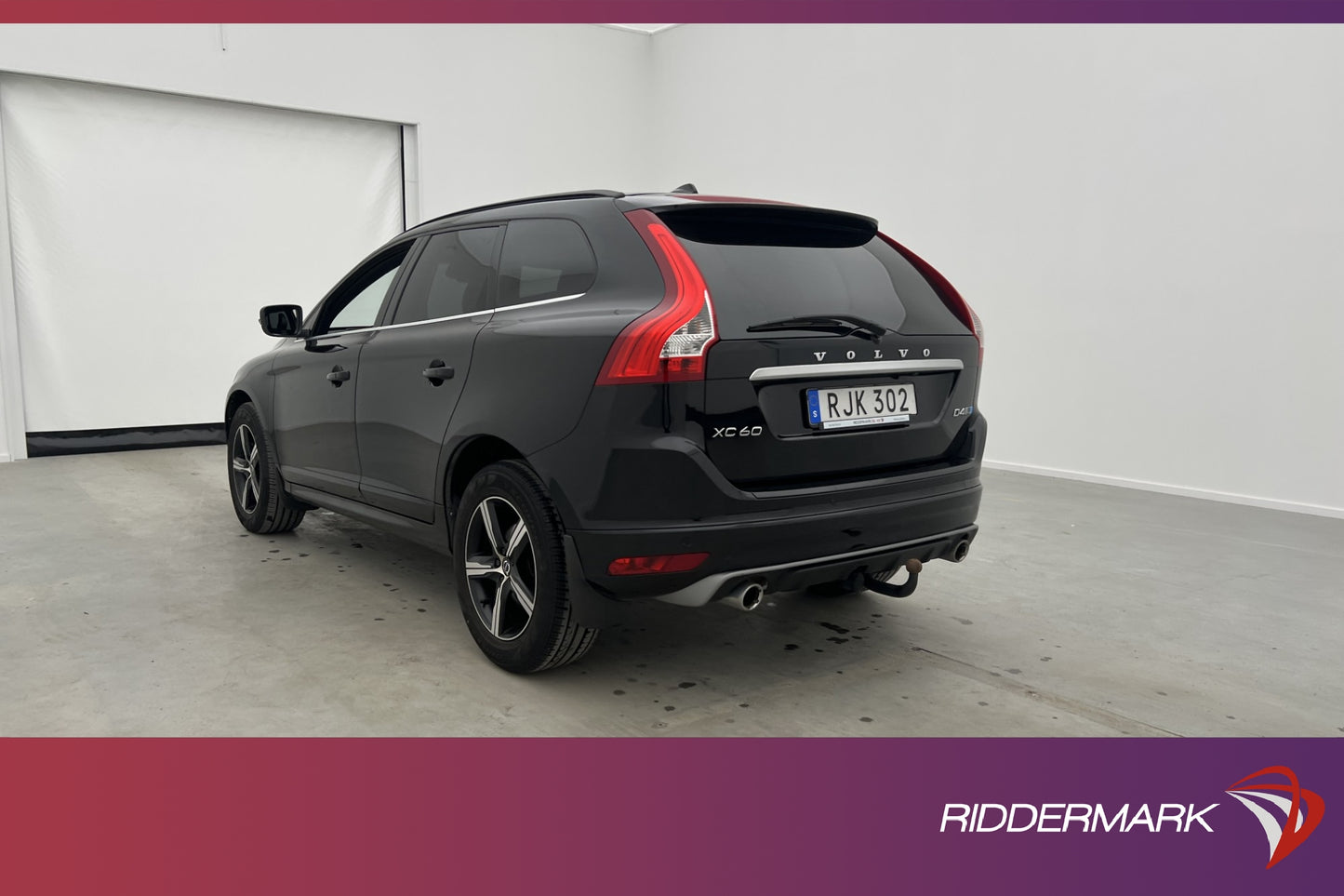 Volvo XC60 D4 AWD 190hk R-Design D-Värm Kamera Navi VOC Drag