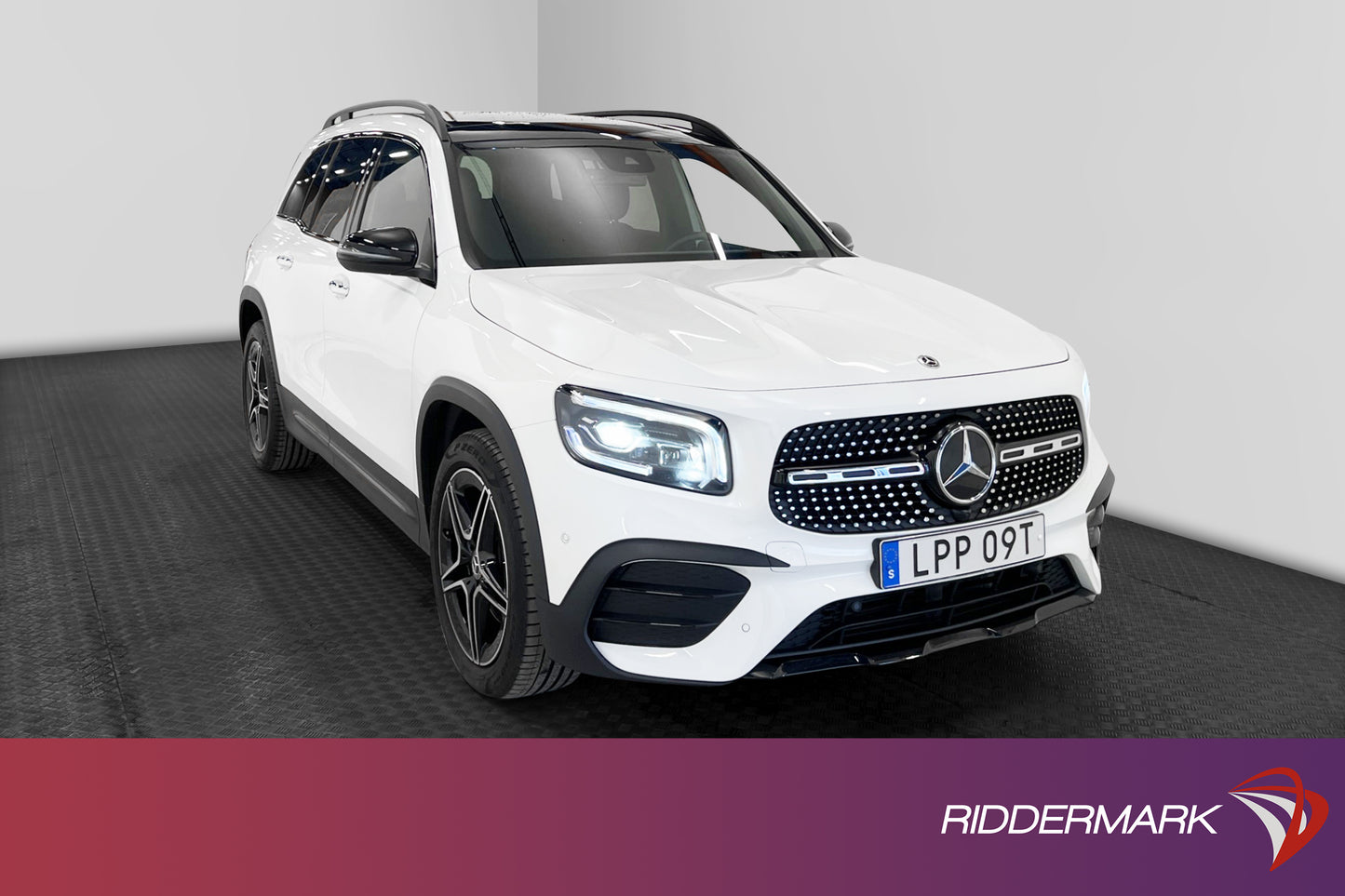 Mercedes-Benz GLB 200d 4MATIC AMG Kamera Värmare Pano 7-Sits