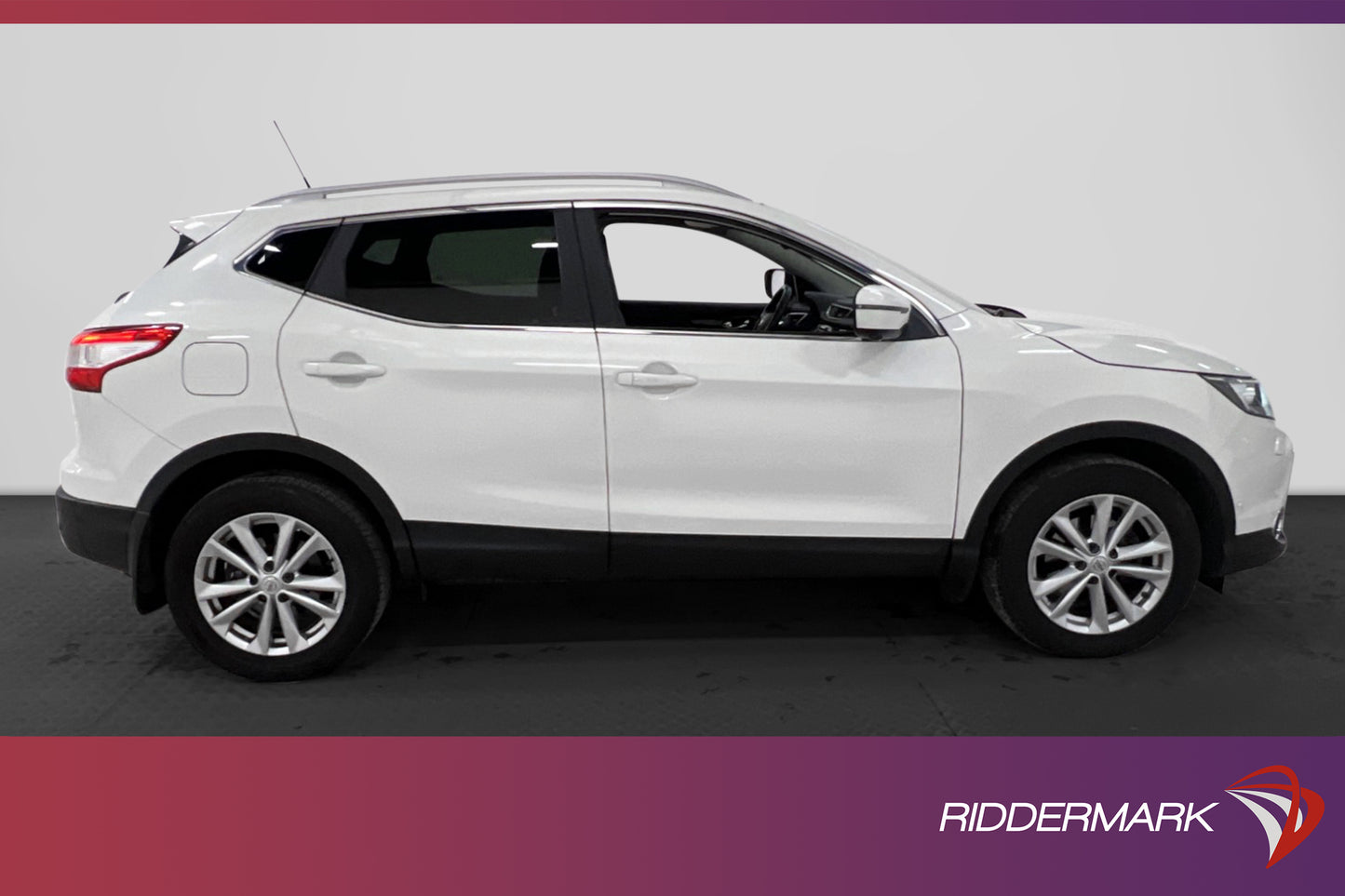 Nissan Qashqai 1.6 dCi Tekna Pano Navi 360°kamera  130hk