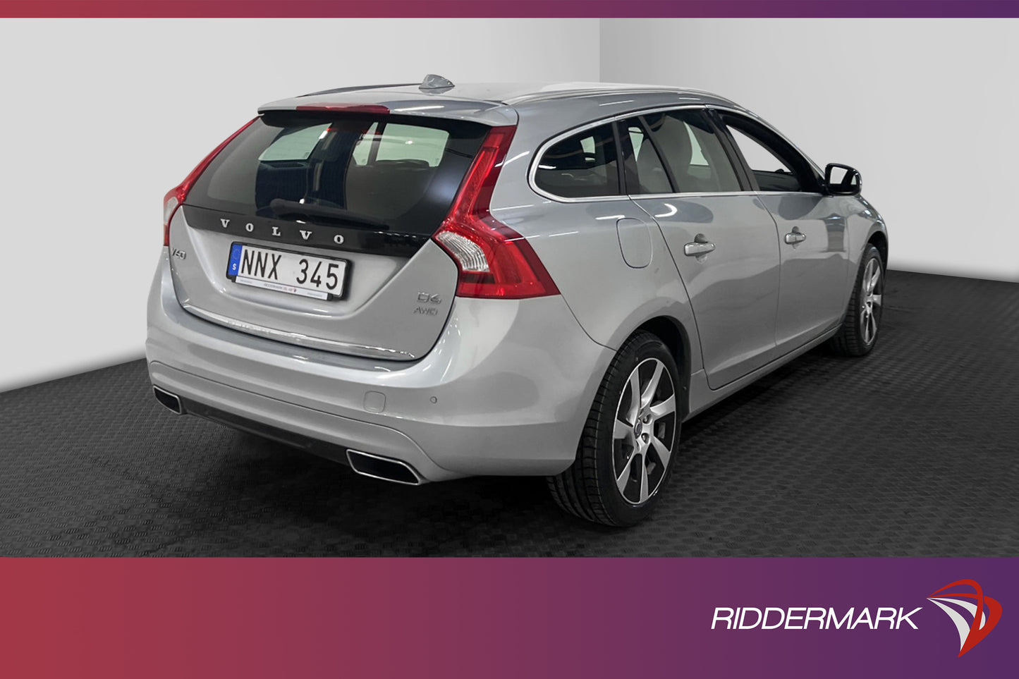 Volvo V60 D6 Plug-in Hybrid AWD 283hk Summum PDC VOC