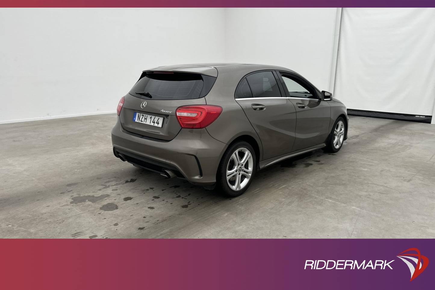 Mercedes-Benz A 250 4M 211hk AMG Sport Pano Navi Välservad