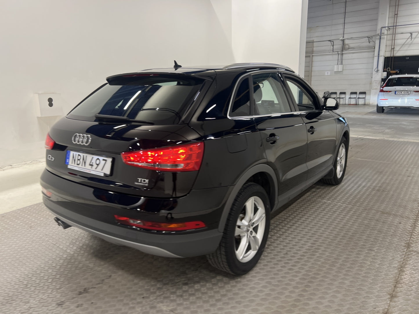 Audi Q3 2.0 TDI Quattro 150hk Sport Edit P-Sensor Alcantara