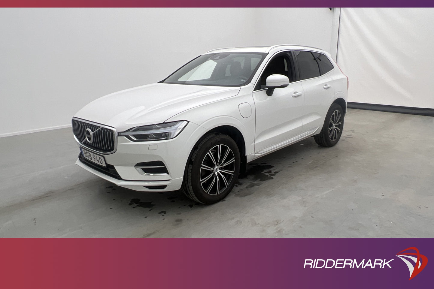 Volvo XC60 Recharge T6 AWD 340hk Inscription Pano H/K Drag