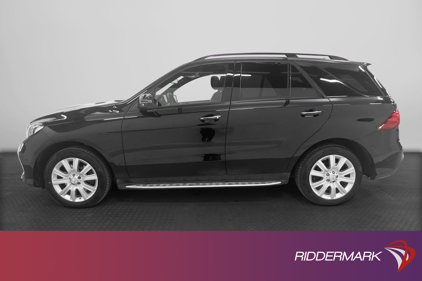 Mercedes-Benz GLE 350 d 4M 258hk AMG Pano H/K Luft Drag 360°