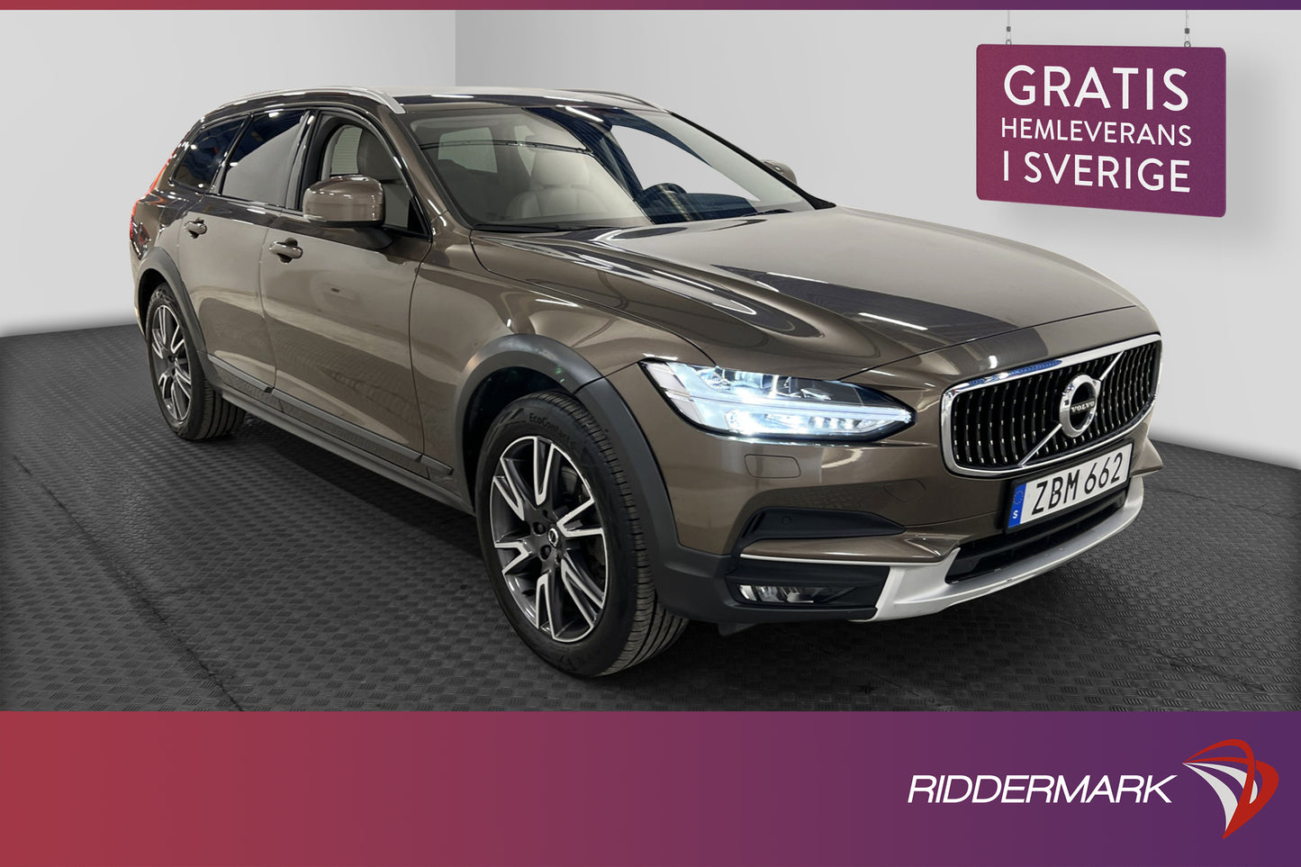 Volvo V90 Cross Country T5 250hk AWD P-Värm VOC B&W Skinn