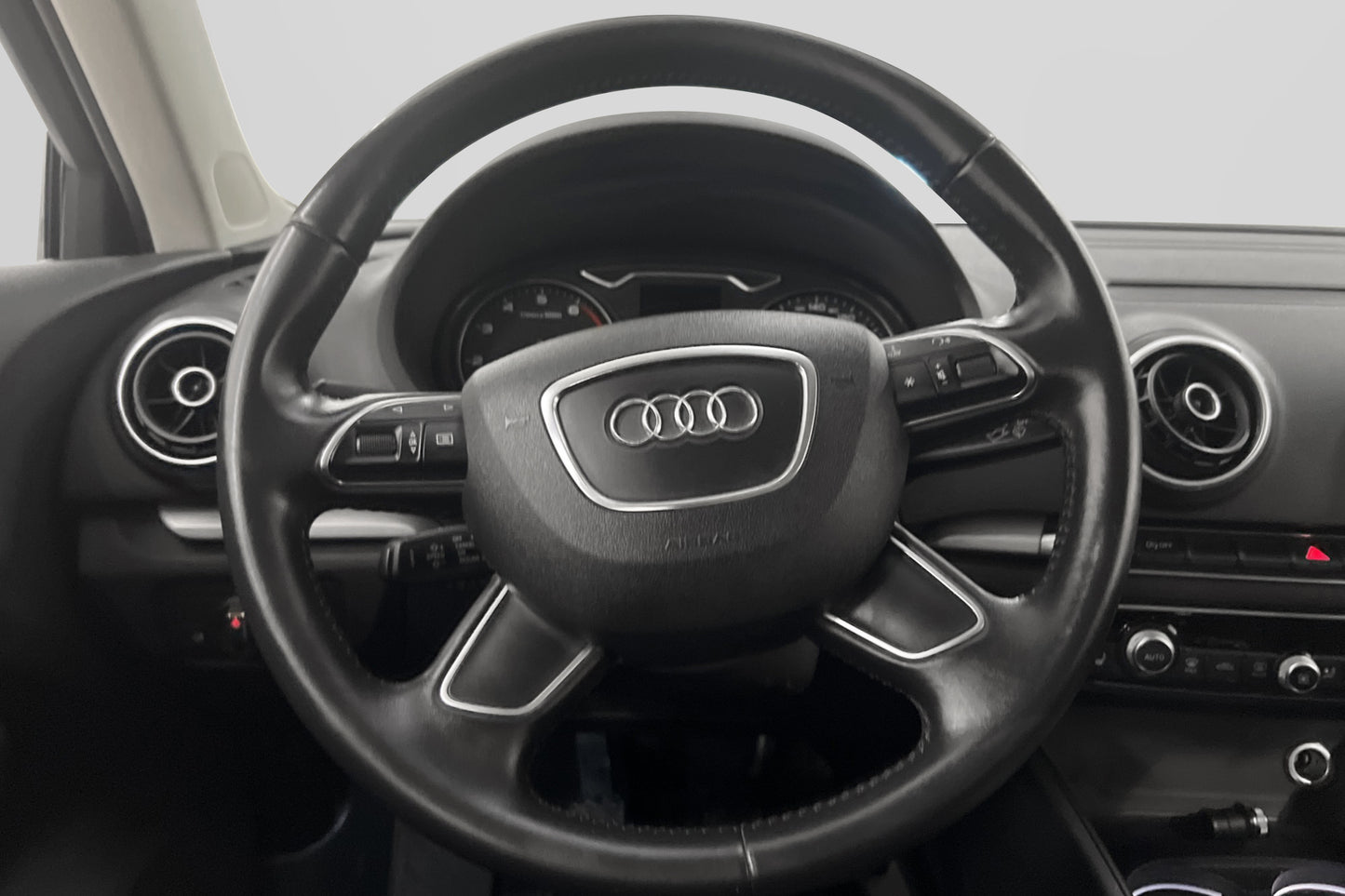 Audi A3 SB 1.2 TFSI 110hk Bluetooth 0.51l/mil Låg skatt