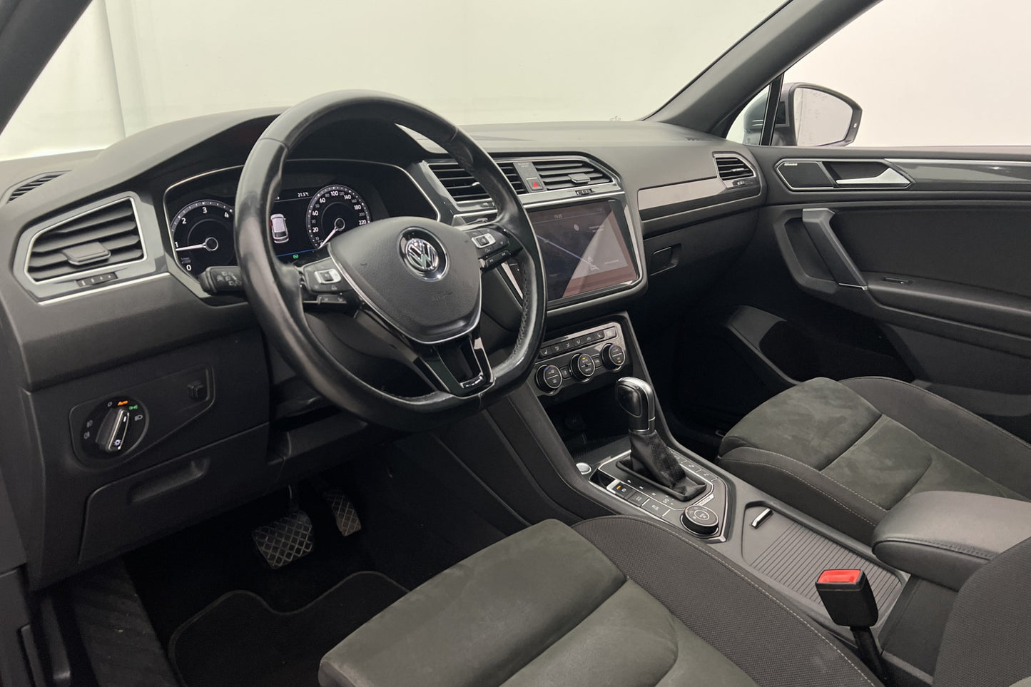 Volkswagen Tiguan Allspace GTS 4M R-Line 7-Sits Cockpit Pano