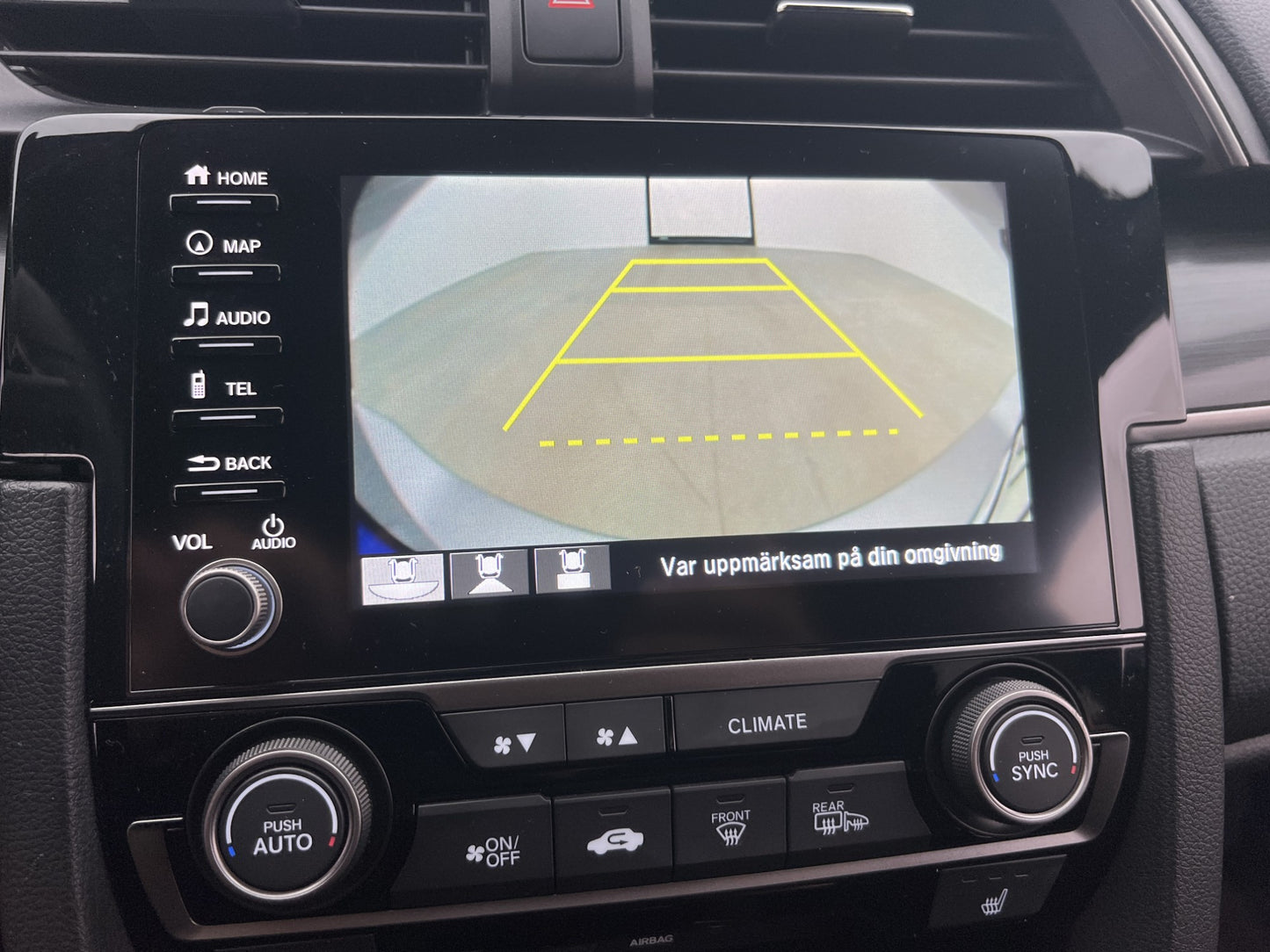 Honda Civic 1.0 126hk Elegance Kamera CarPlay Navi Välservad