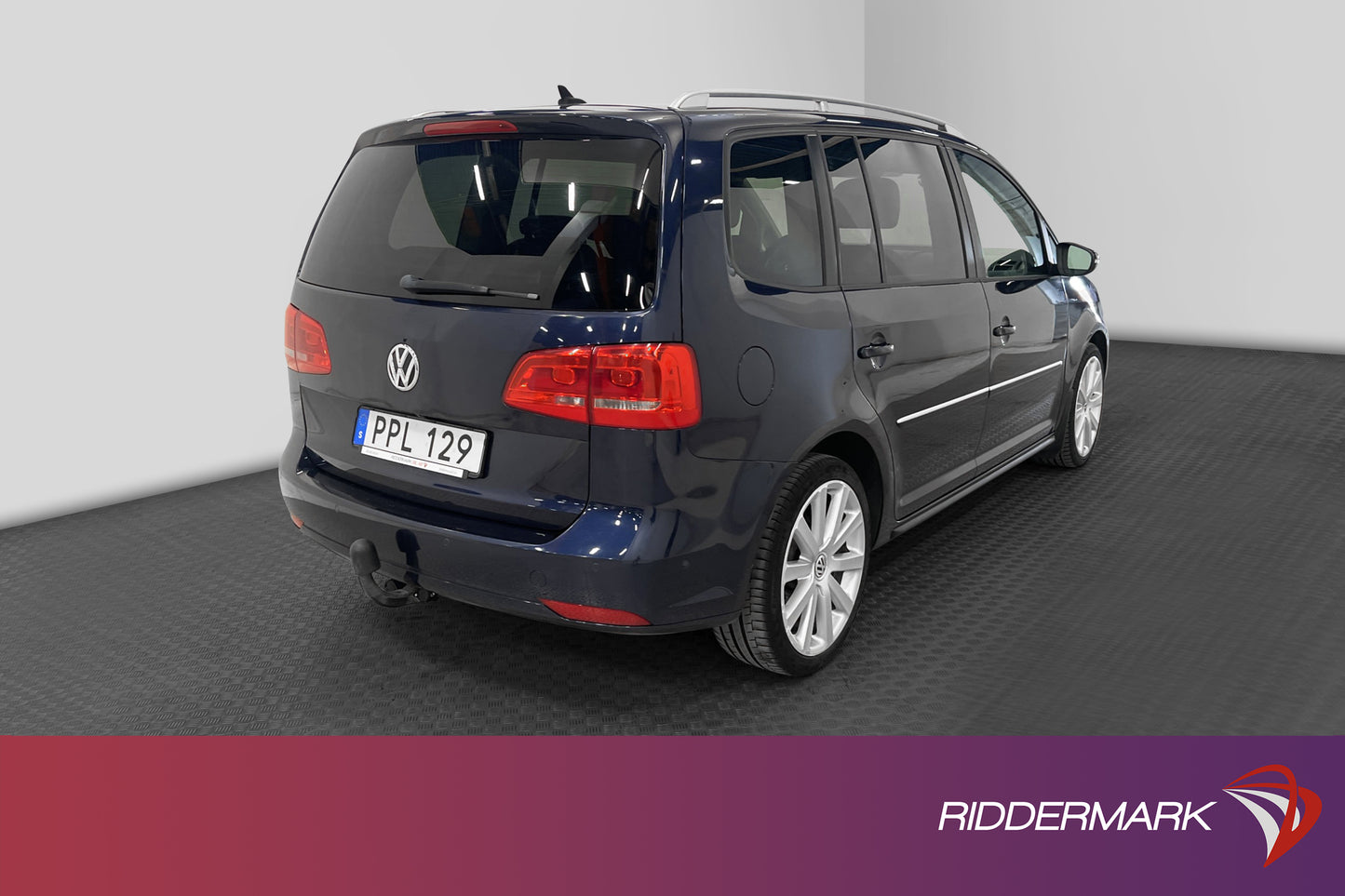 Volkswagen Touran 177hk 7-Sits Värmare Skinn Navi Dragpaket