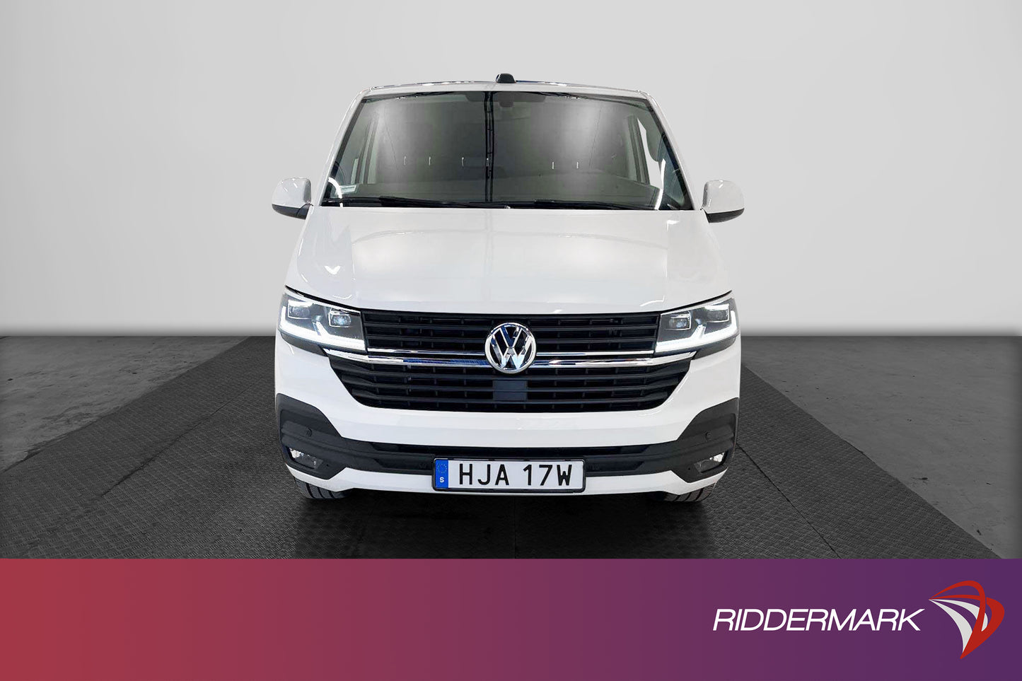 Volkswagen Transporter 2.0 DSG Värmare Drag B-Kamera Moms