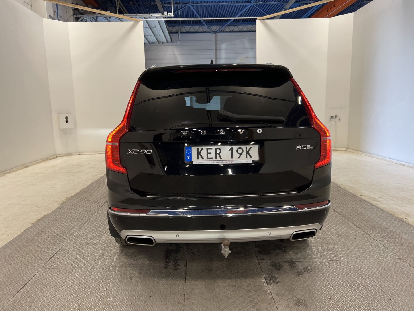 Volvo XC90 B5 AWD 235hk Inscription 7Sits Värm Pano H/K 360°