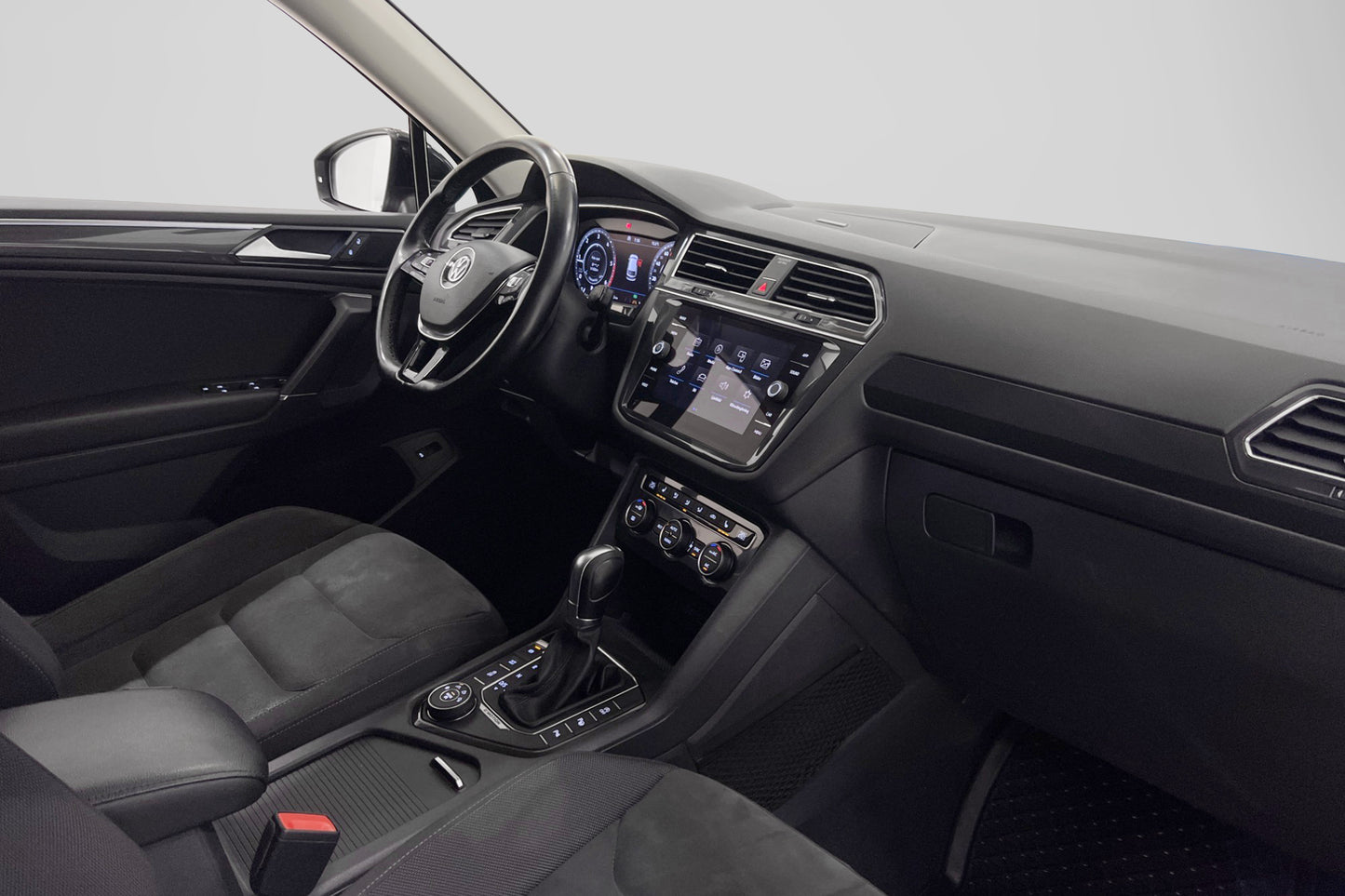 Volkswagen Tiguan Allspace 2.0 TDI 4M 7-sits Cockpit Värmare