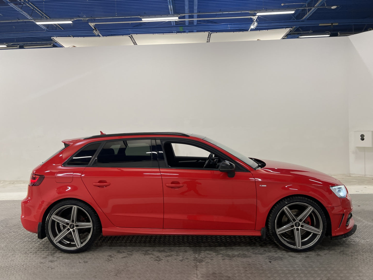 Audi A3 Sportback TDI Q 184hk S-Line Pano Värm Sensorer Drag