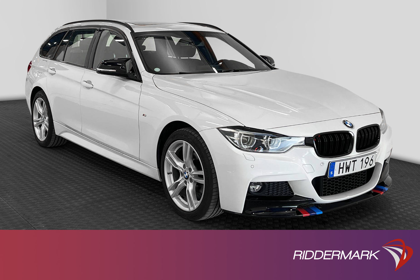 BMW 320i 184hk xDrive Touring M-sport H/K Pano Navi Helskinn