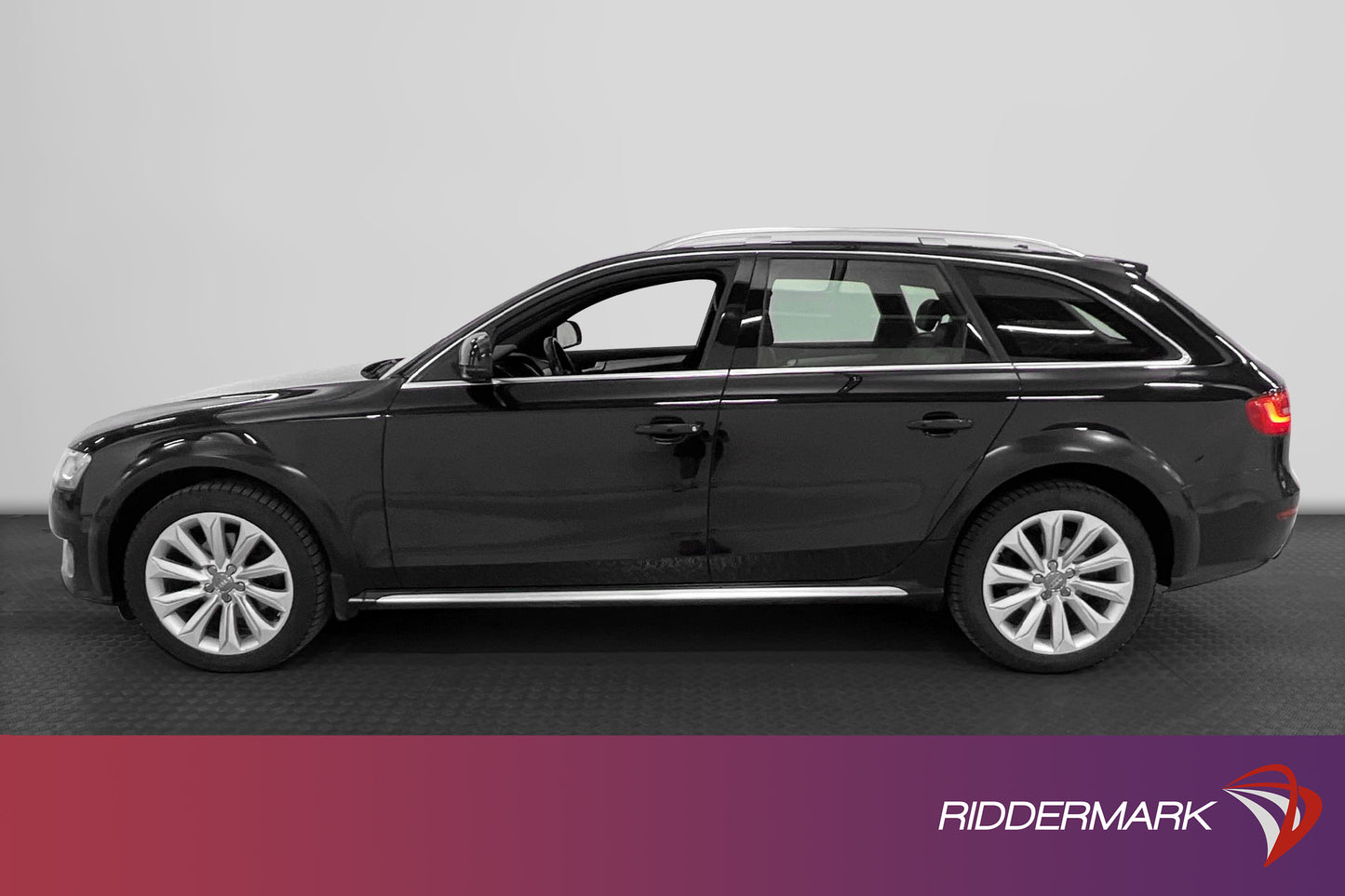 Audi A4 Allroad Q 2.0 TDI 177hk Pano Skinn Navi Välservad