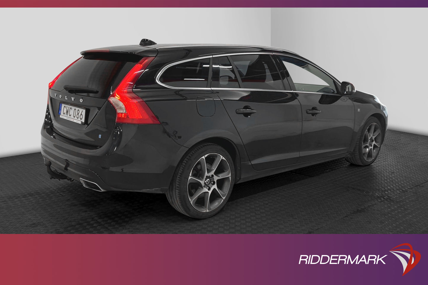 Volvo V60 D4 181hk AWD Ocean Race D-värm VOC Navi Skinn Drag