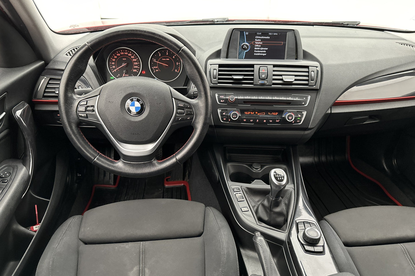 BMW 120 d xDrive 190hk Sport line Sensorer Drag Välservad