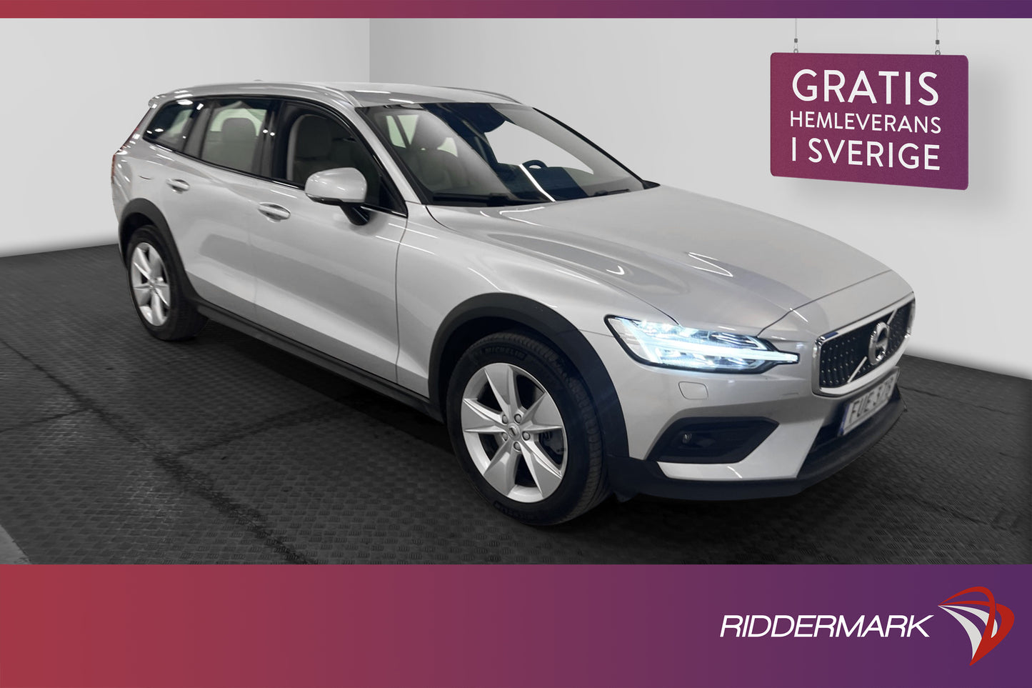 Volvo V60 Cross Country D4 190hk AWD D-Värm VOC Skinn Navi