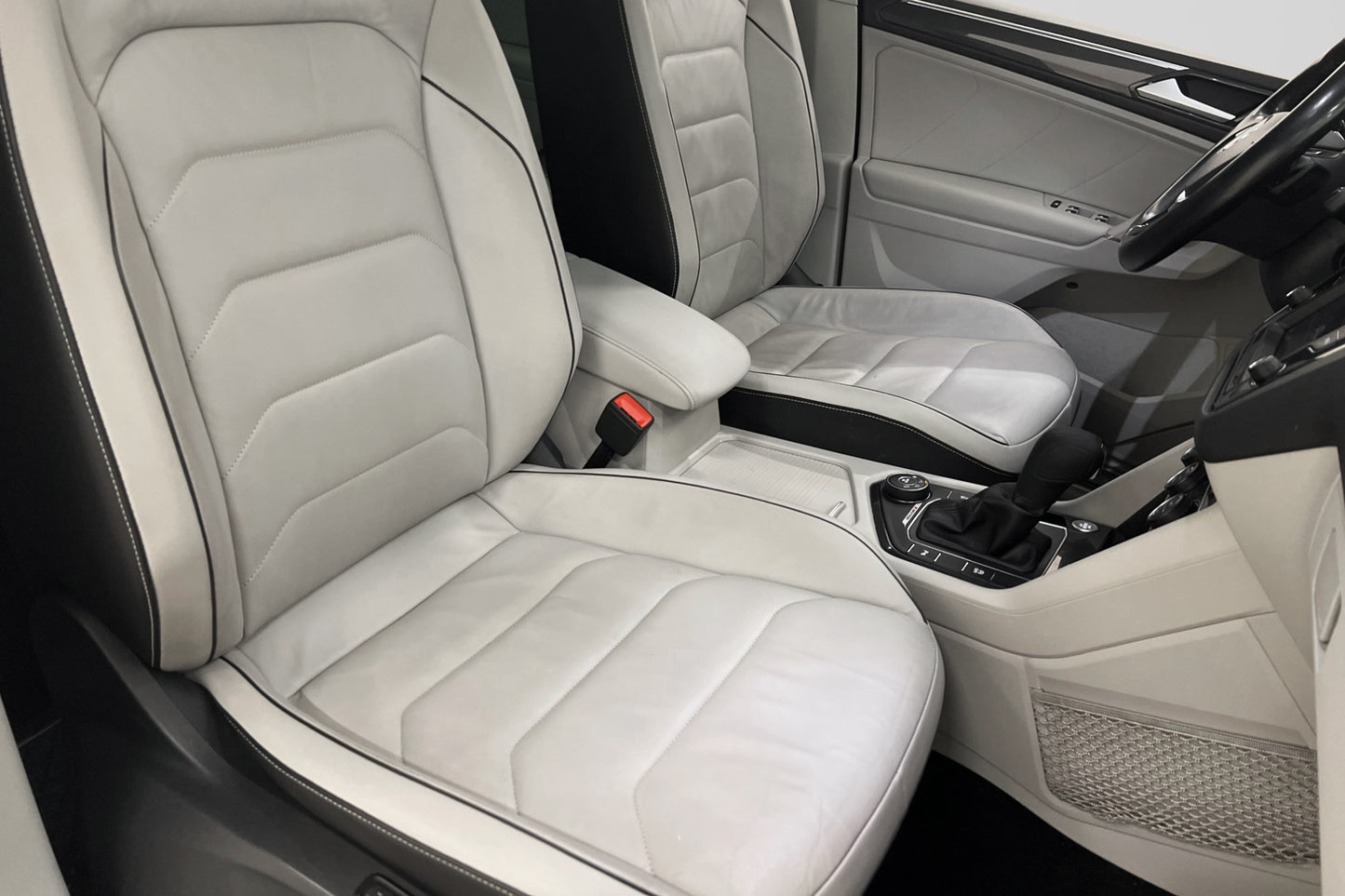 Volkswagen Tiguan 4Motion 190h Cockpit Skinn Elstol Keyless