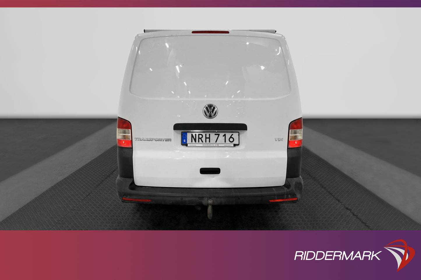 Volkswagen Transporter 2.0TDI Värmare Dragkrok V-inredd PDC