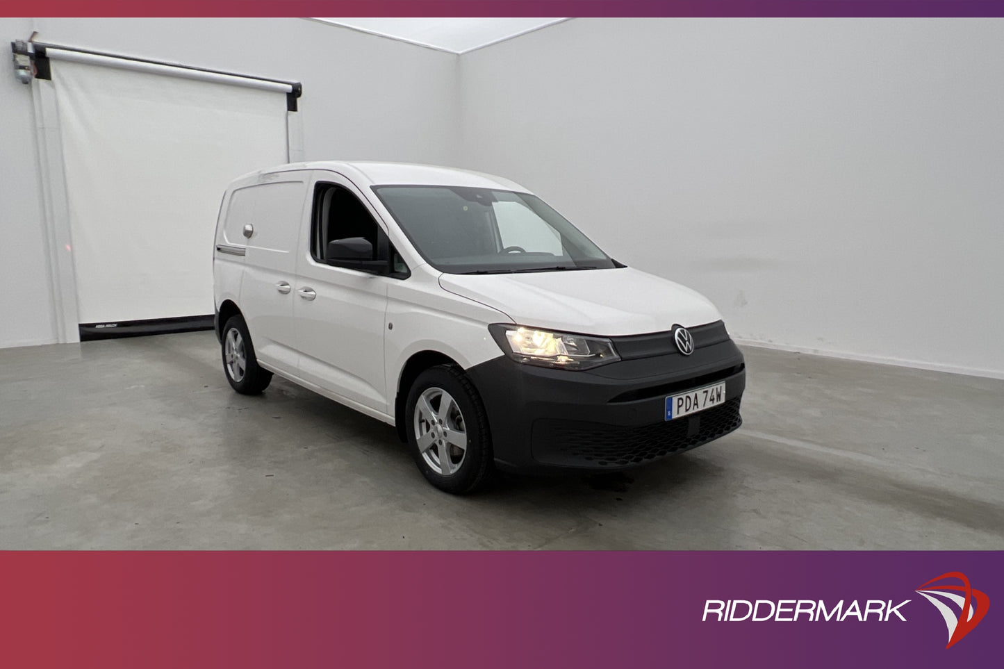 Volkswagen Caddy Värmare Dragkrok B-Kamera CarPlay Moms