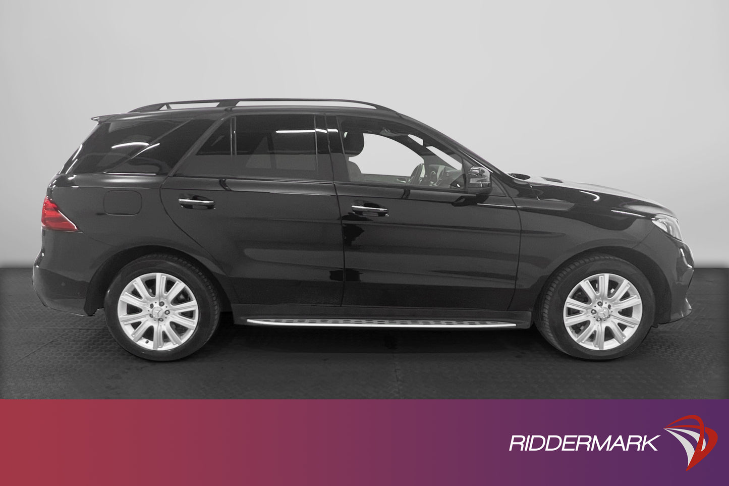 Mercedes-Benz GLE 350 d 4M 258hk AMG Pano H/K Luft Drag 360°