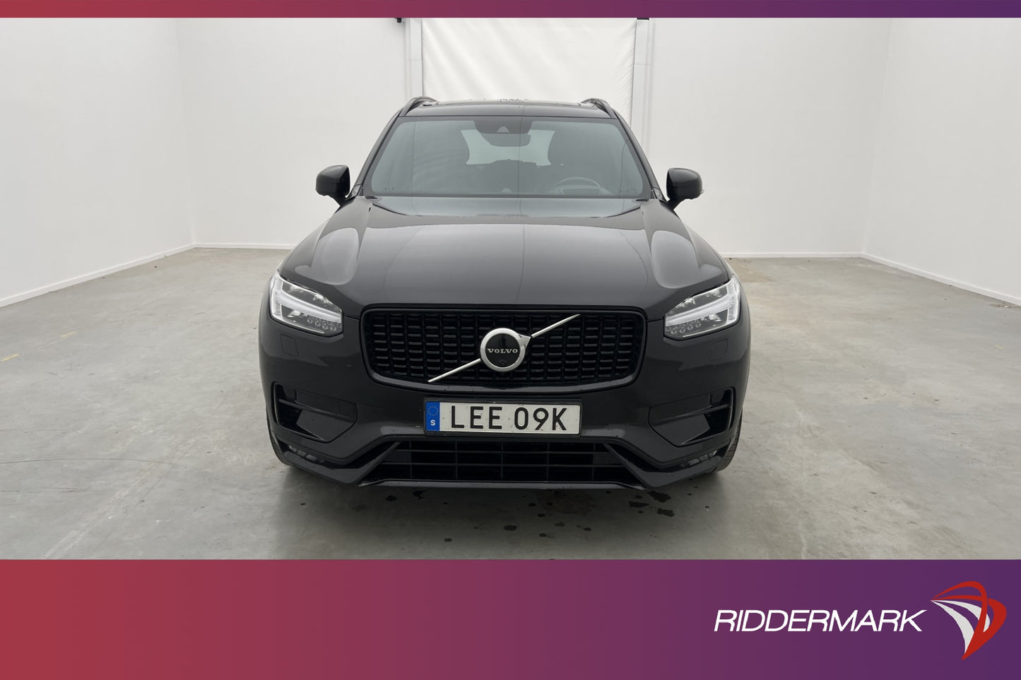 Volvo XC90 B5 AWD R-Design 7-Sits VOC Luft Pano B&W HUD Drag