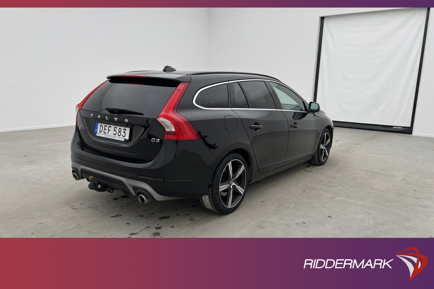 Volvo V60 D3 150hk R-Design VOC Navi Kamera Drag Välservad