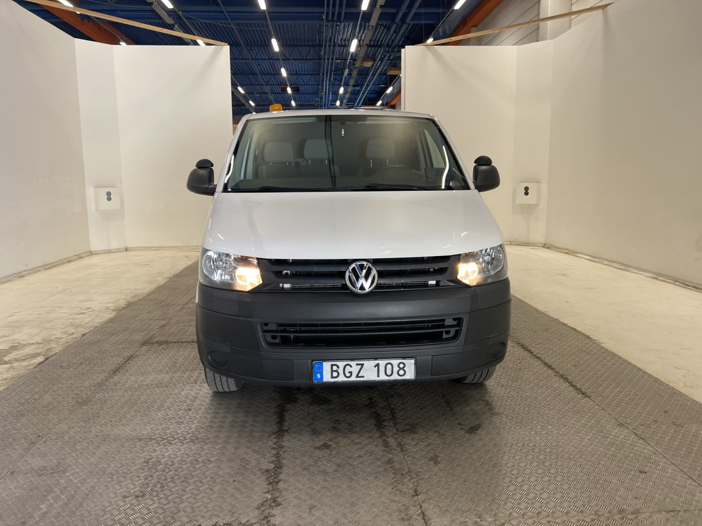 Volkswagen Transporter L2 140hk 4Motion Värmare Drag Moms