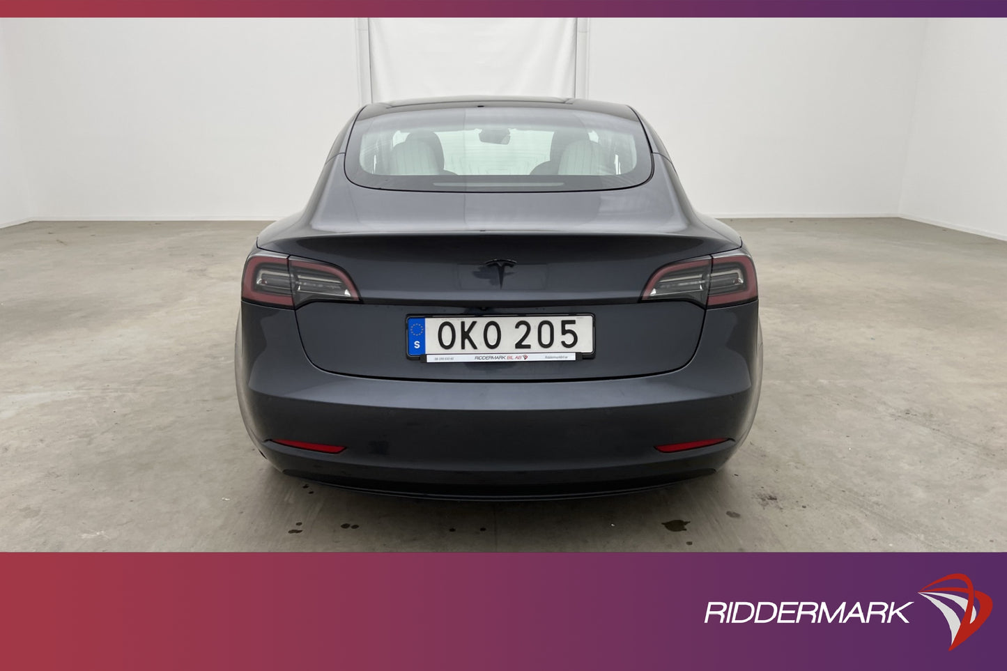 Tesla Model 3 Long Range AWD 440hk Ljus interiör Autopilot