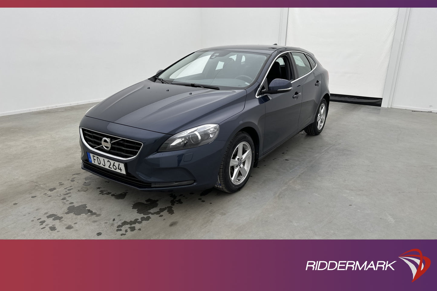 Volvo V40 D2 115hk Momentum B-kamera D-Värmare Nybytt Kamrem