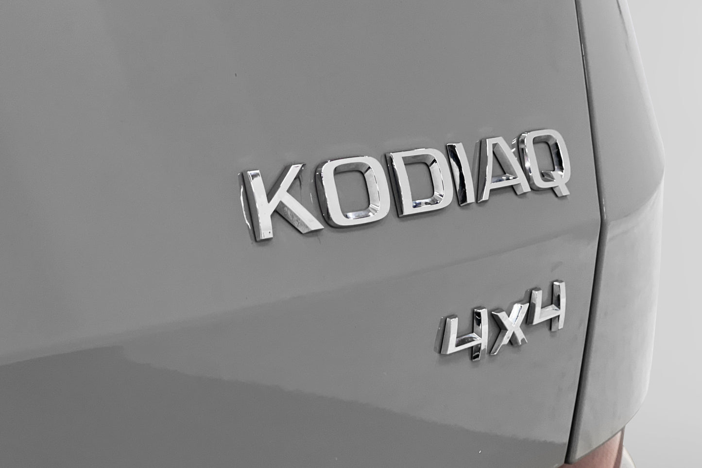 Skoda Kodiaq 2.0 TDI 4x4 SportLine D-Värm B-Kam Drag 7-Sits