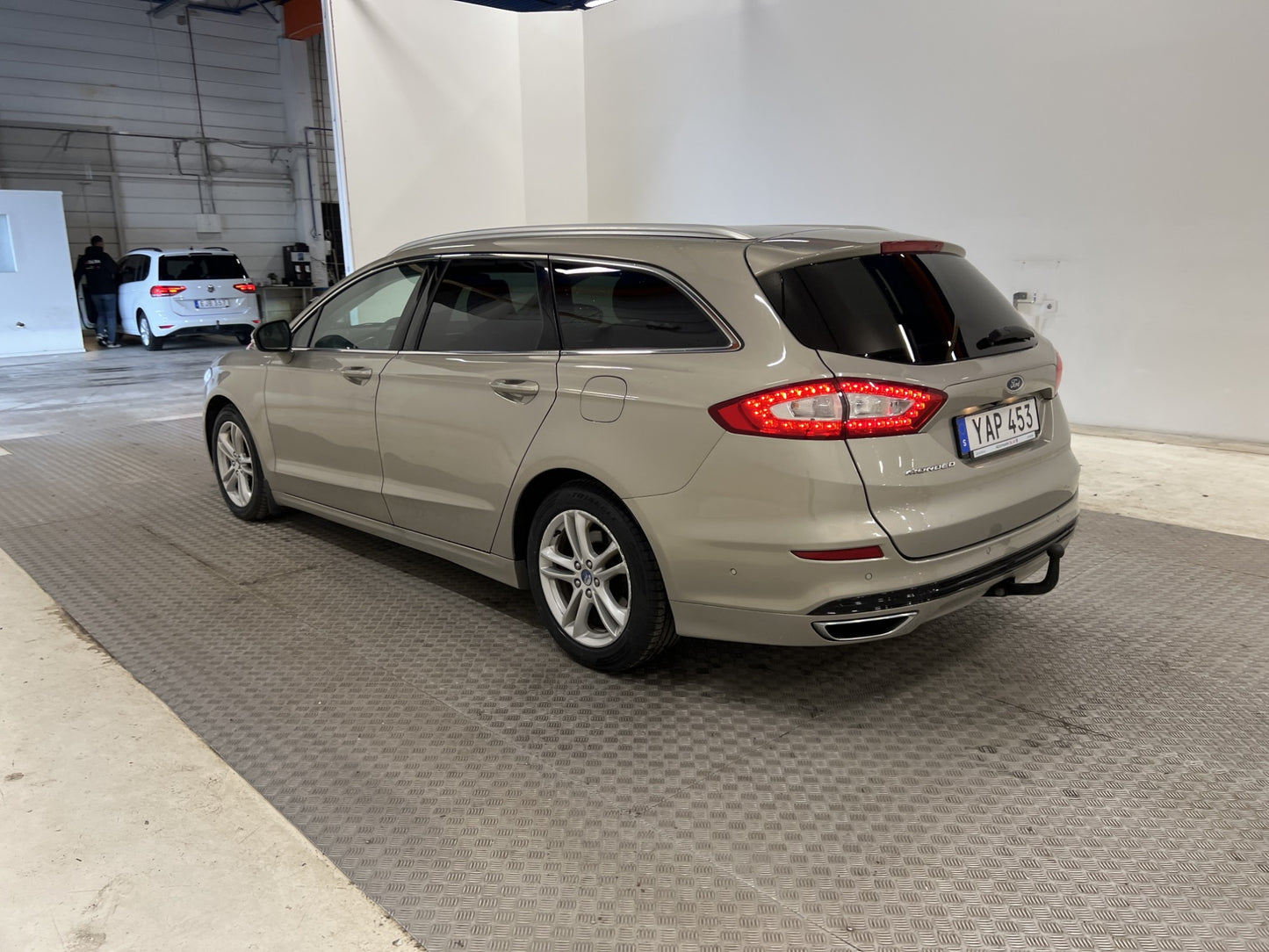 Ford Mondeo 2.0 TDCi AWD 180hk Titanium Kamera Drag Keyless