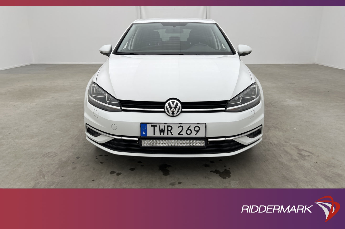 Volkswagen Golf 1.0 TSI Automat 115hk B-Värmare App-connect