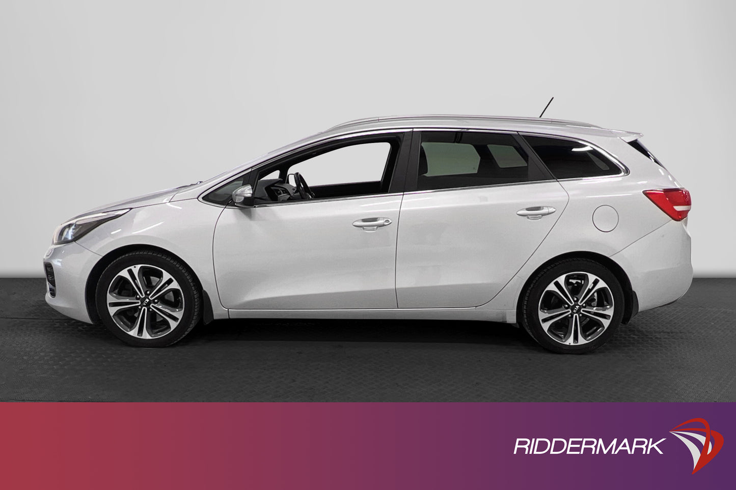 Kia Ceed Sportswagon 1.6 CRDi 136hk GT-Line Kamera Välservad