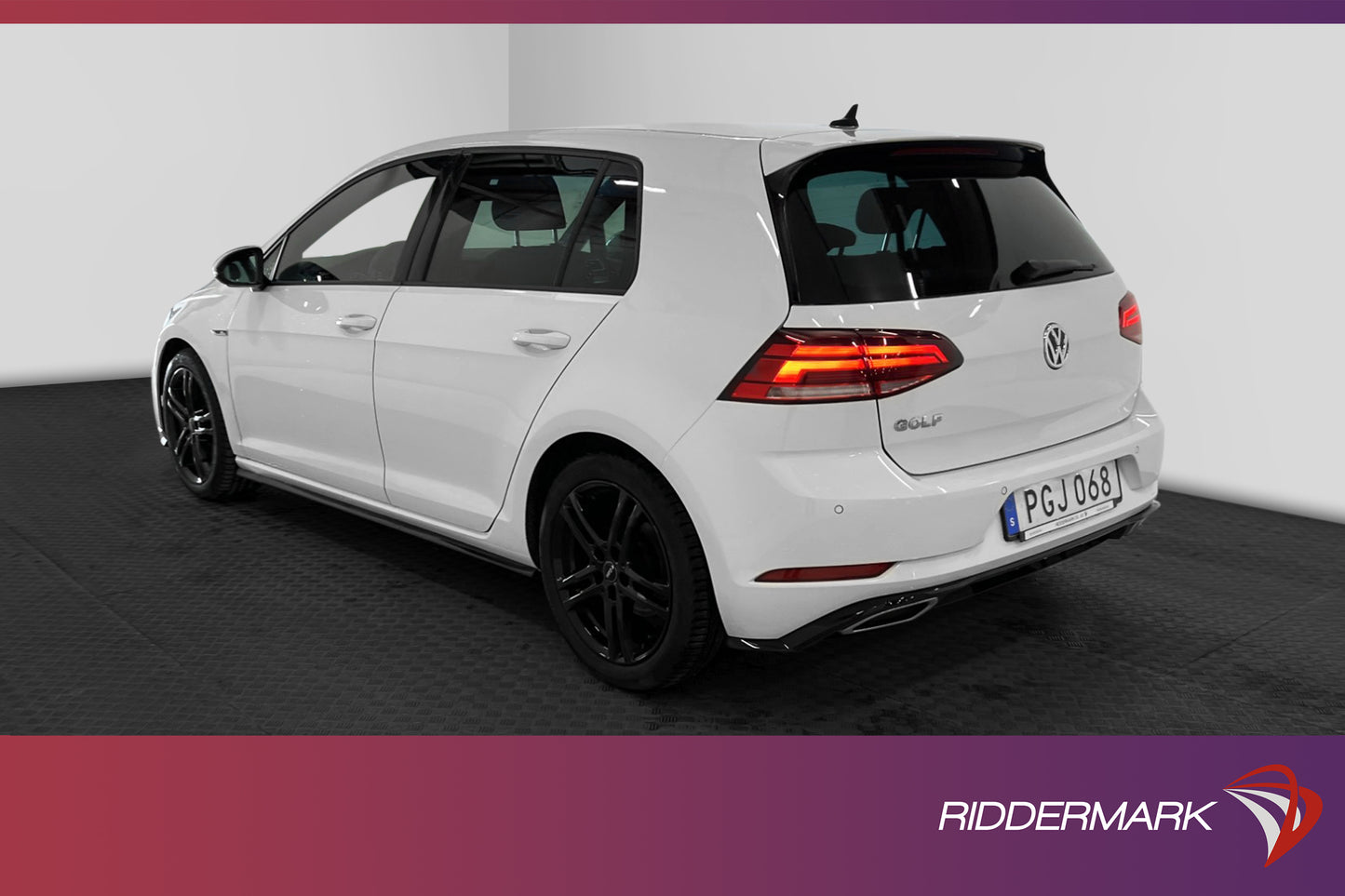 Volkswagen Golf 1.5 TSI 150hk R-line B-kamera P-sensorer