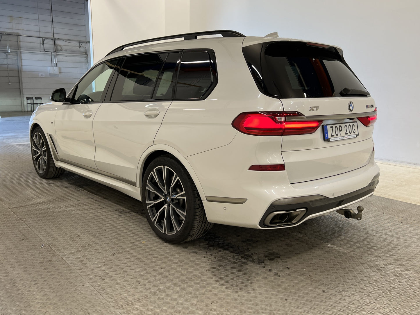 BMW X7 M50i xDrive 530hk Executive Drive Pro B&W 6-sits MOMS