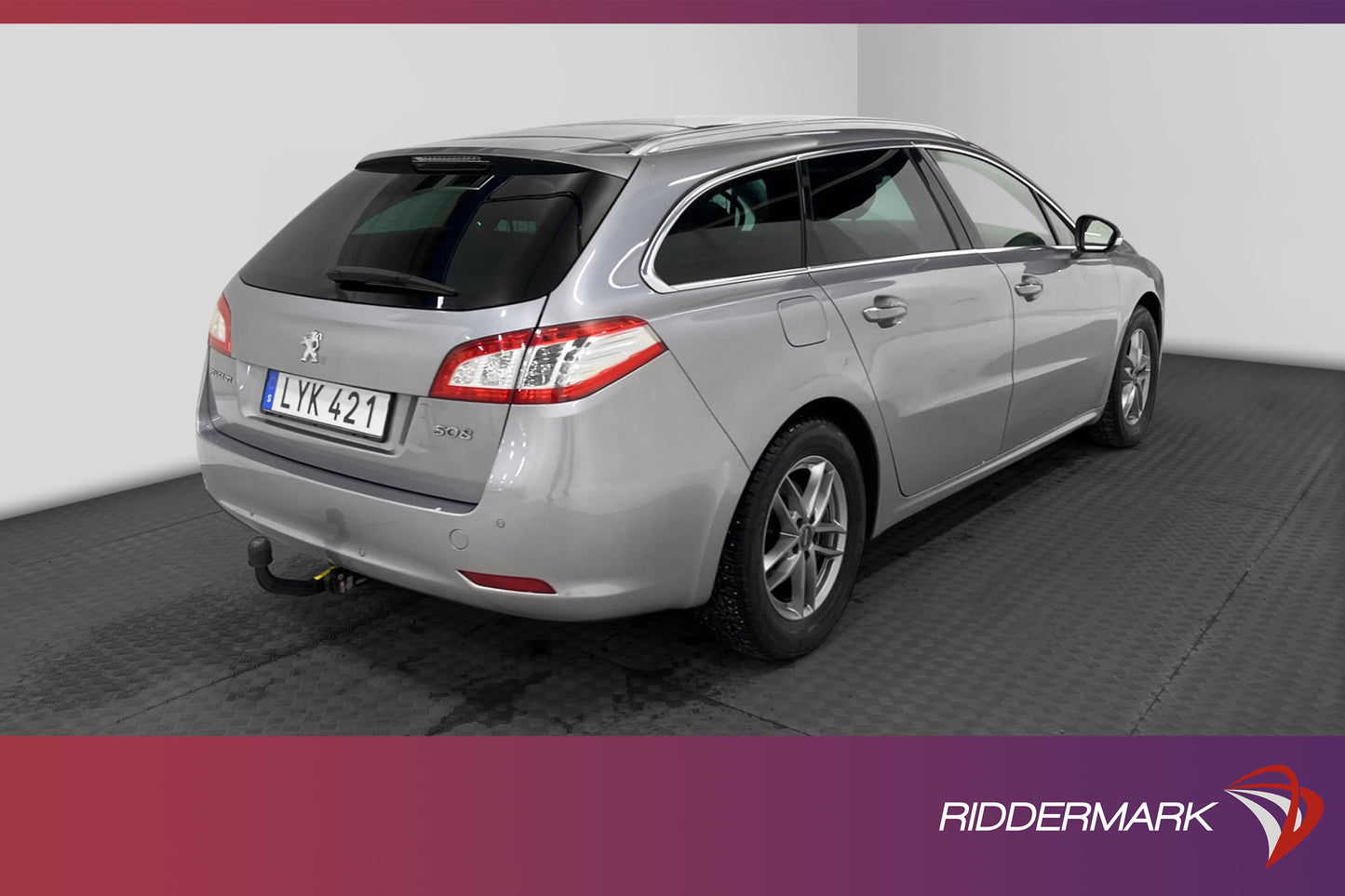 Peugeot 508 SW 120hk Pano Värmare Navigation Skinn Drag