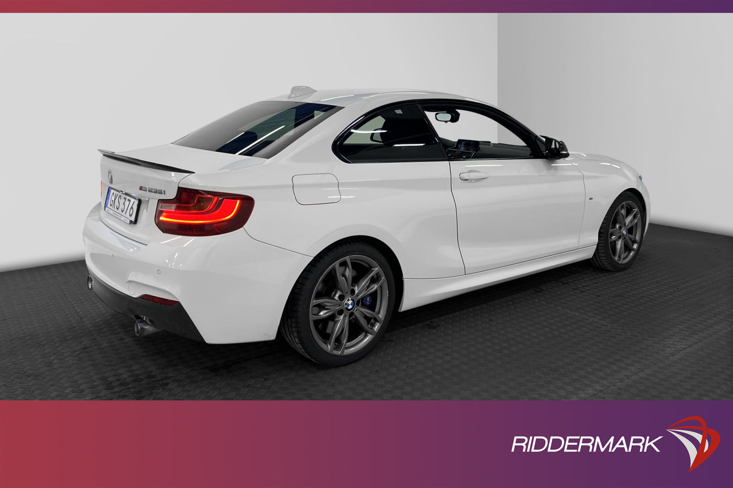 BMW M235i Coupé H/K B-kamera P-värme Navi Taklucka 326hk