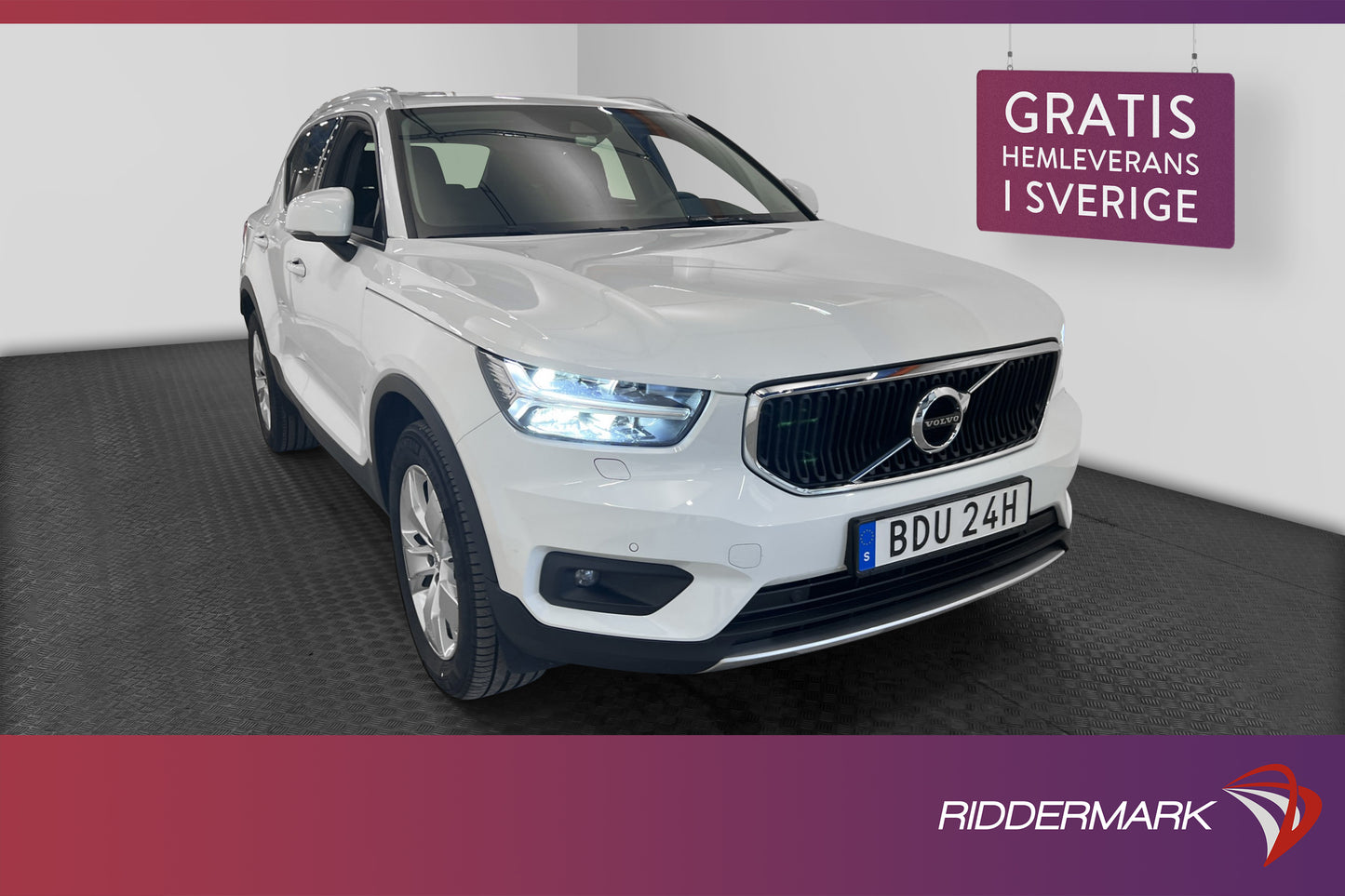 Volvo XC40 B4 AWD 197 hk VOC Navi P-sensorer Backkamera