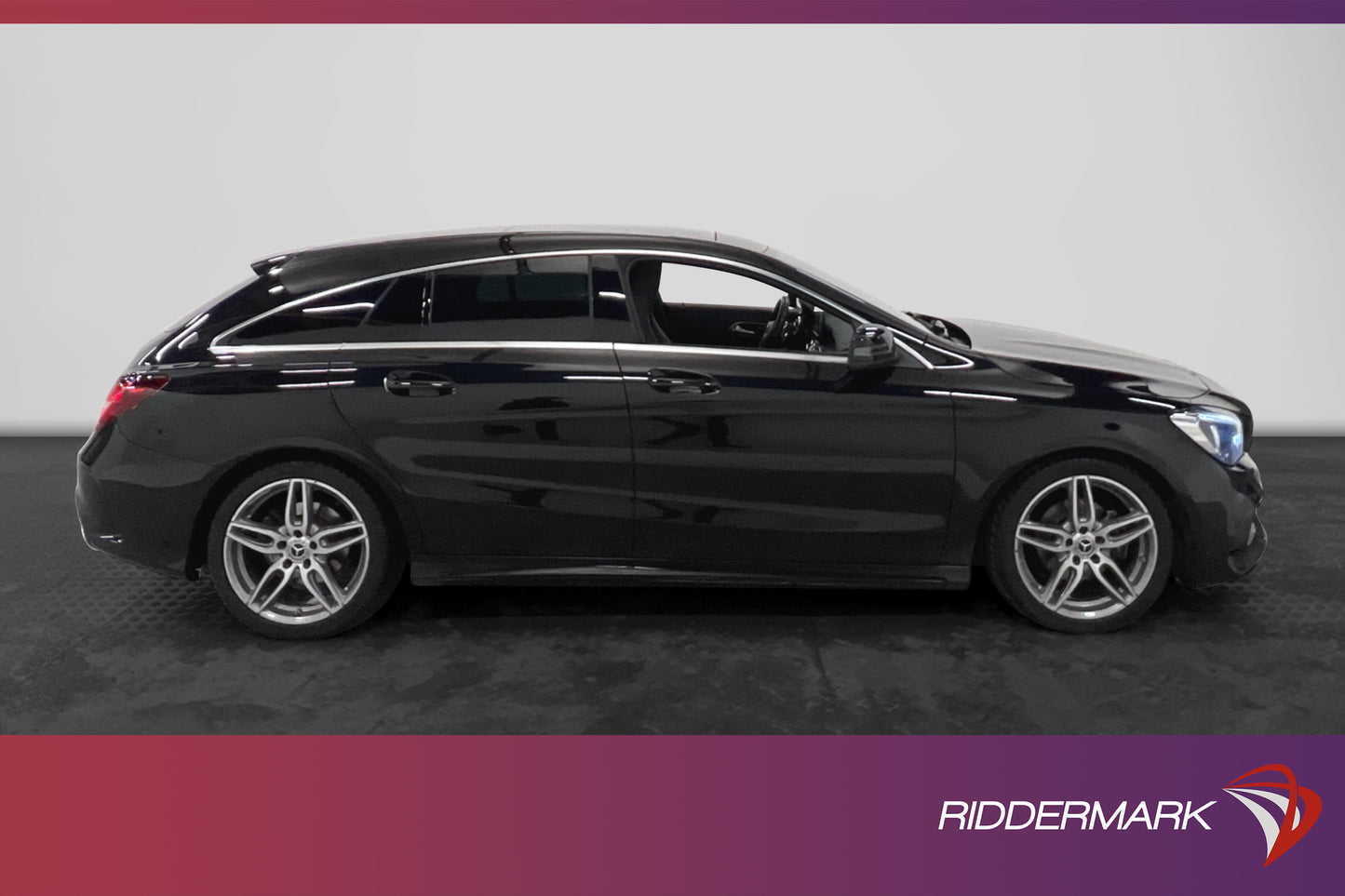 Mercedes-Benz CLA 180 Shooting Brake 122hk AMG Pano Sensorer