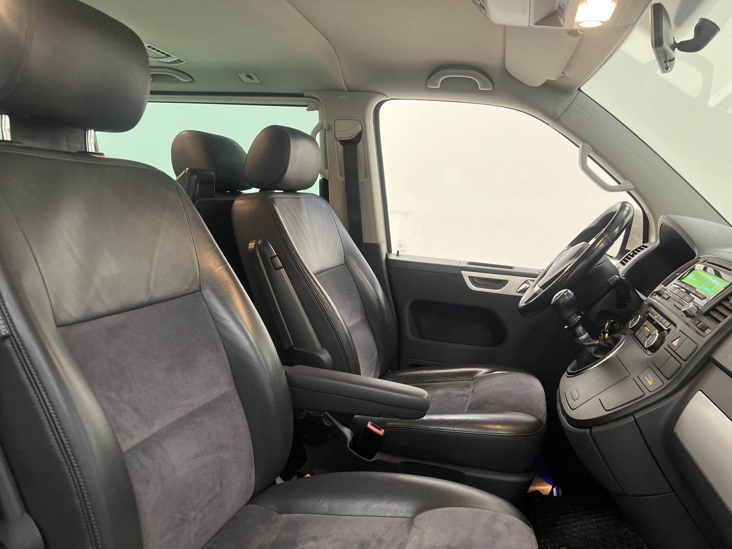 Volkswagen Multivan 2.0TDI Värmare P-Sensor Dragkrok 7-Sits