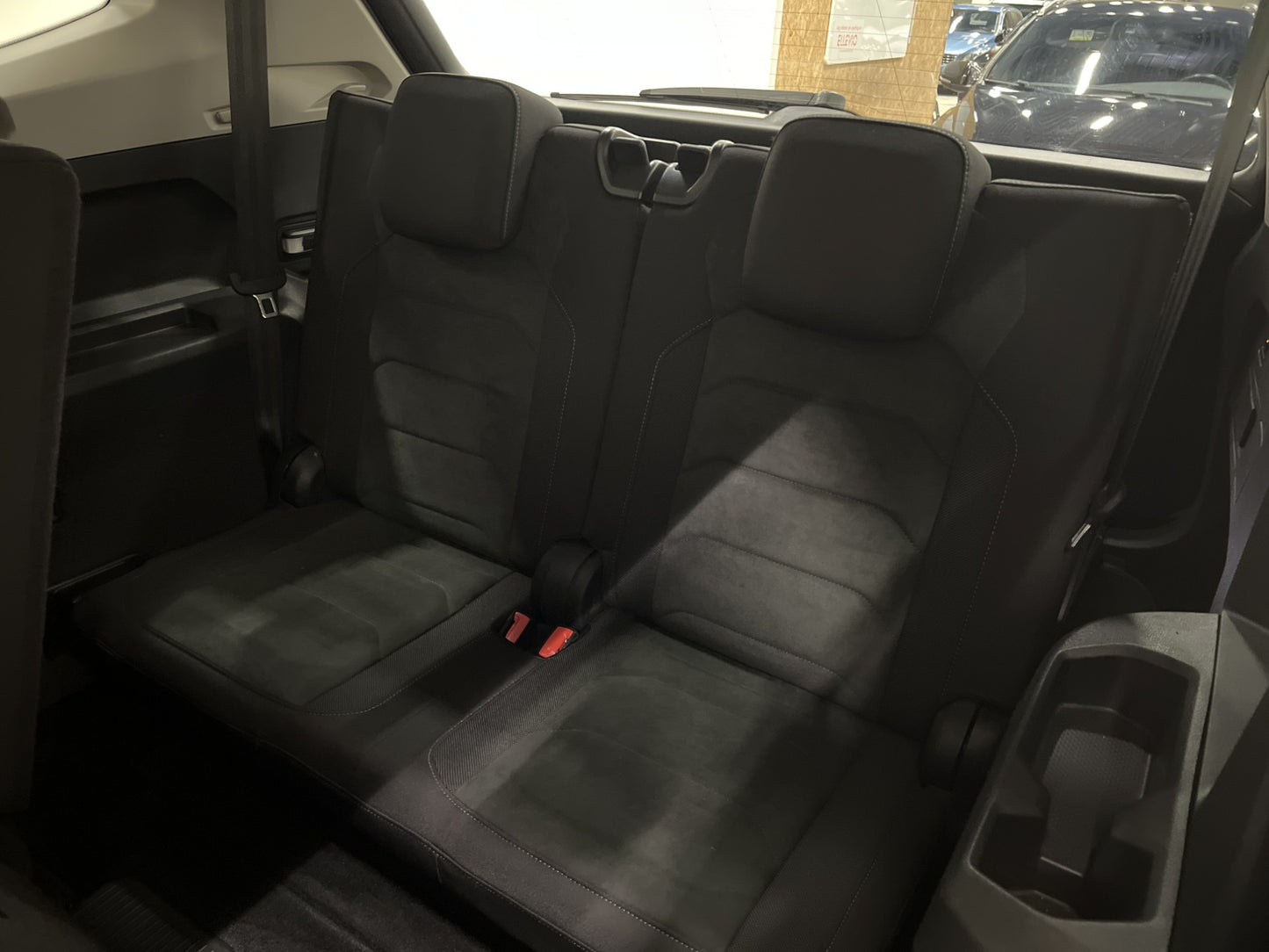 Volkswagen Tiguan Allspace 2.0 TDI 4M R-Line 7-Sits Värmare