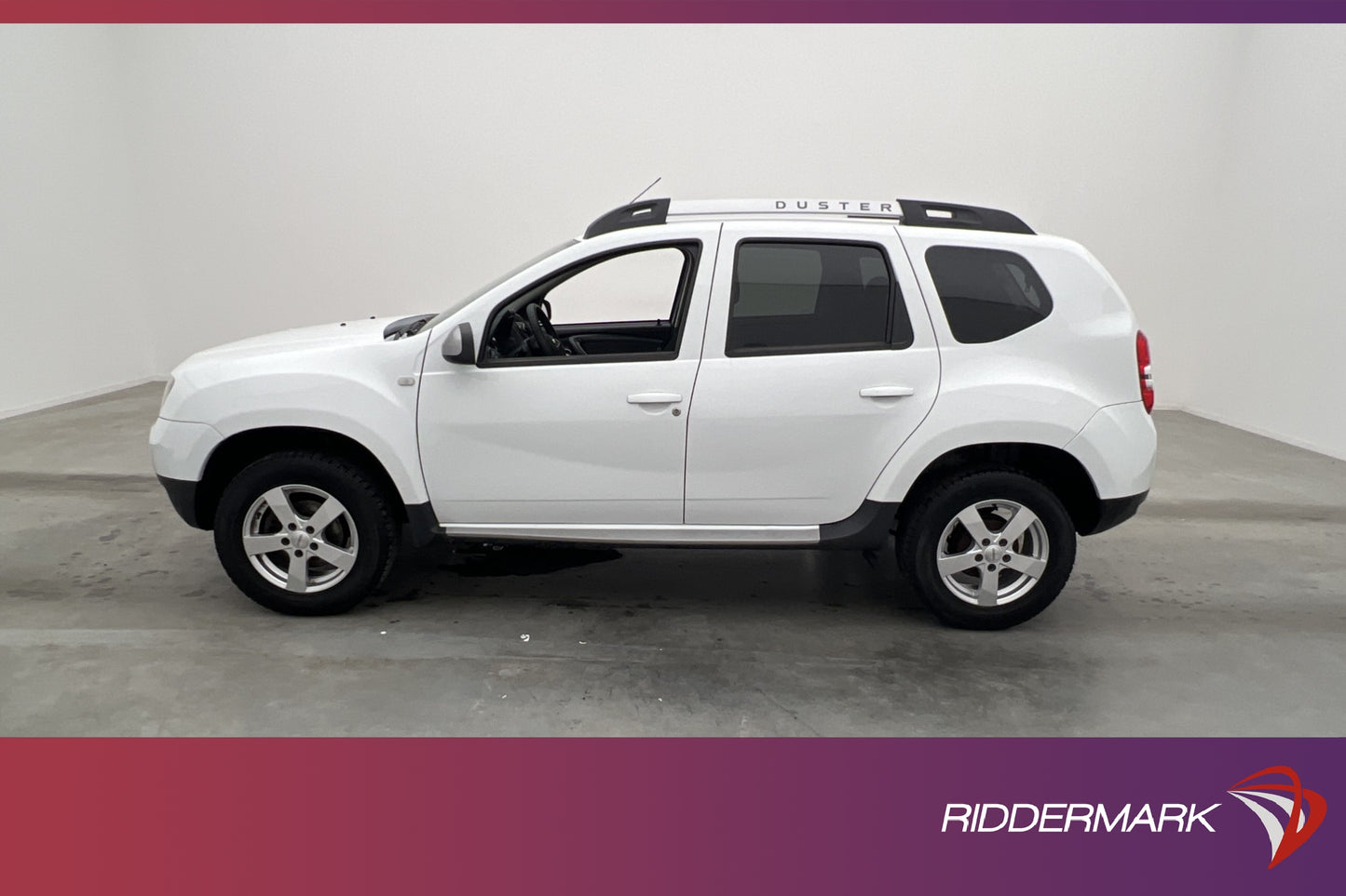 Dacia Duster 1.2 TCe 4x4 125hk Värm Kamera Navi Drag En-bruk