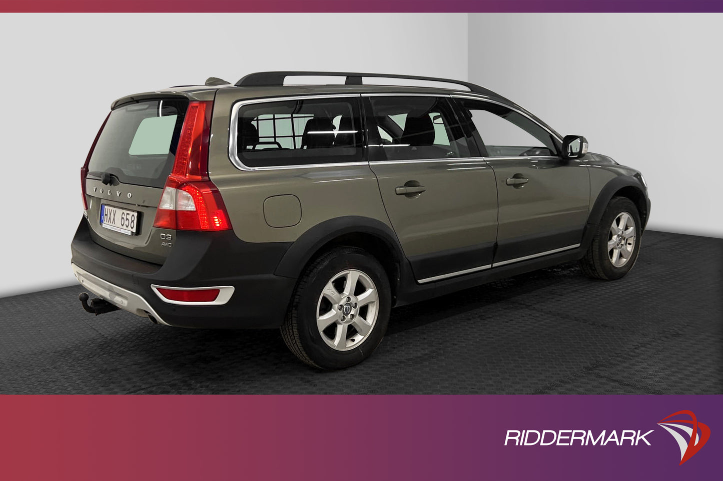 Volvo XC70 D3 163hk AWD Momentum D-Värmare B-Kamera Dragkrok