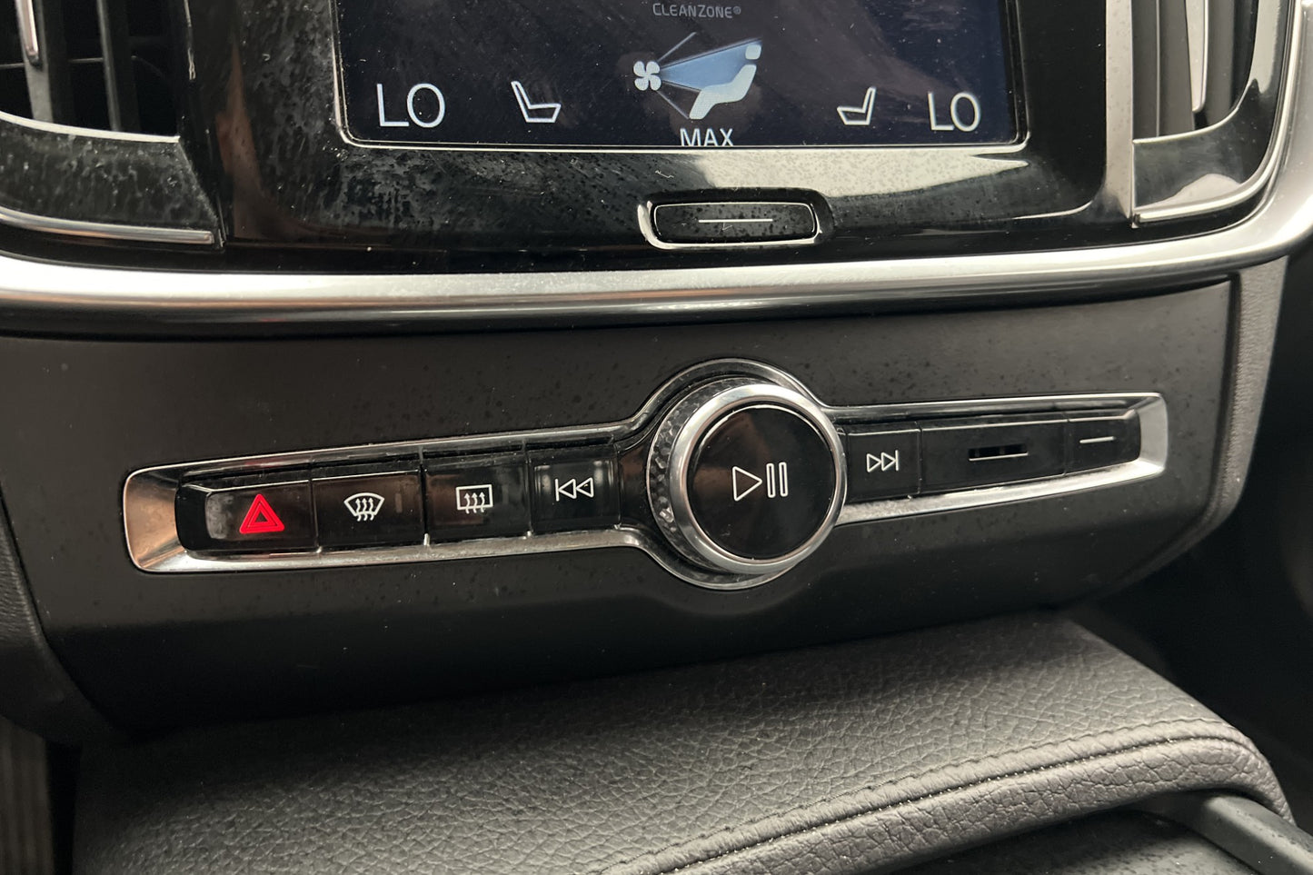 Volvo V90 D5 AWD Advanced VOC Värm Navi BLIS CarPlay Drag